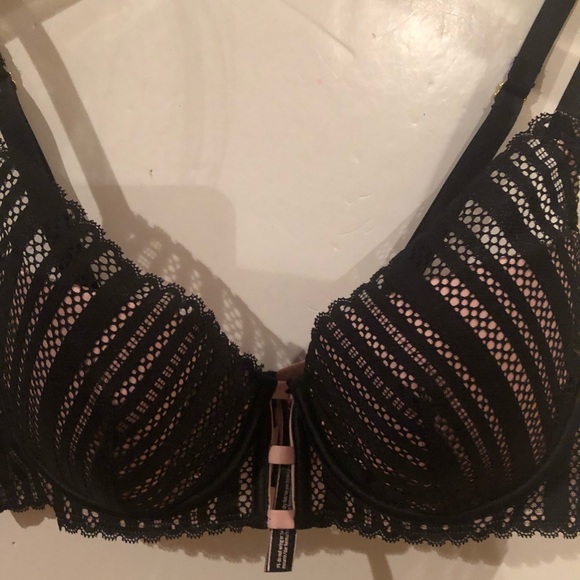 VICTORIA’S SECRET Black Lace with Pink Lining Lined Plunge BRA 36C NWT - Picture 4 of 9